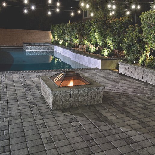 Las Vegas Paver Traditional Paver Black Charcoal 6 in. SiteOne